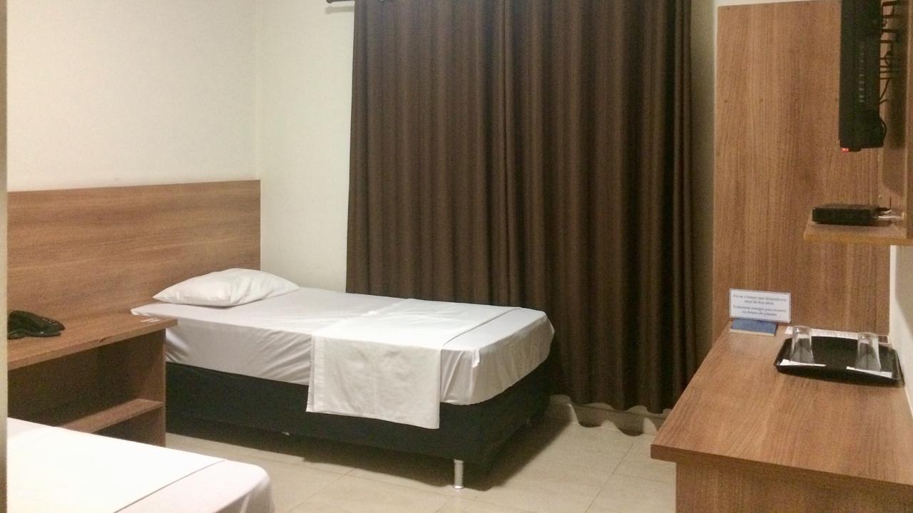 Cast Comfort Hotel Paranaíba Eksteriør bilde